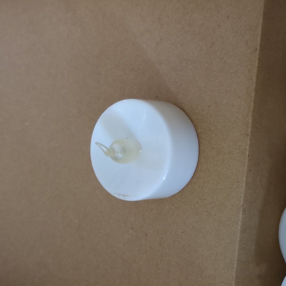 Set of 100 tea lights